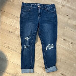 American Eagle Outfitters Women's Dark Blue Distressed Cropped Jeans